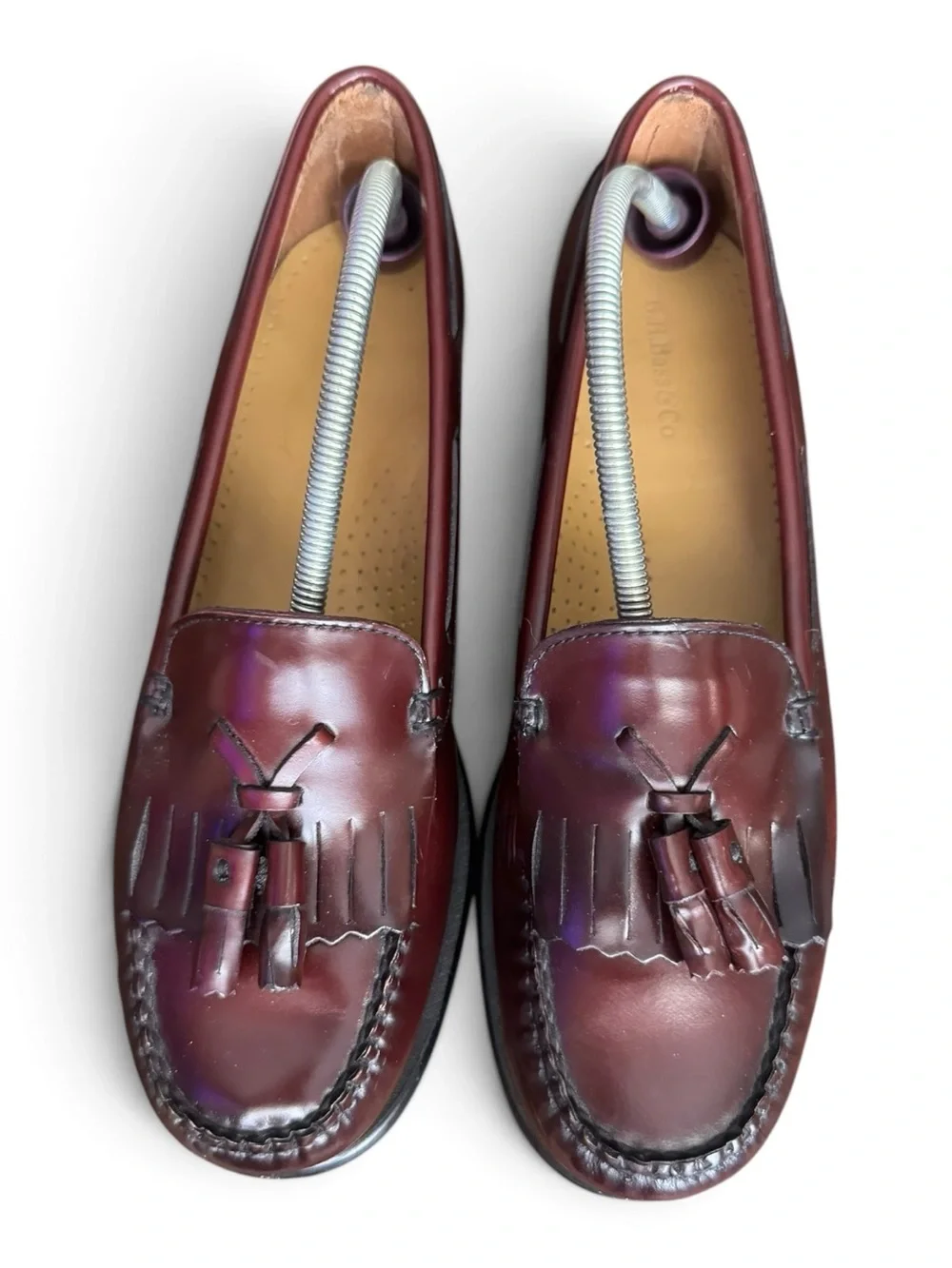 G.H. Bass & Co. details brand